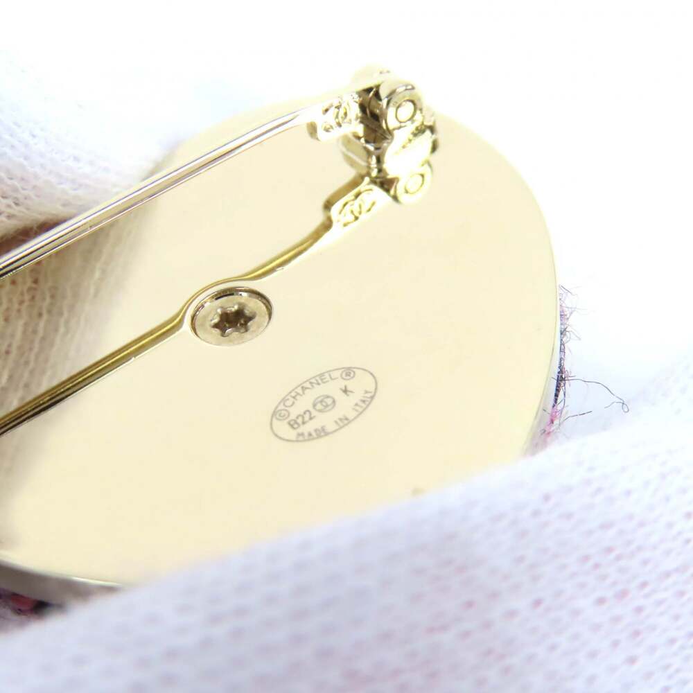 Chanel Cc Logo Heart Brooch Metal #256927C10B - Picture 6 of 6